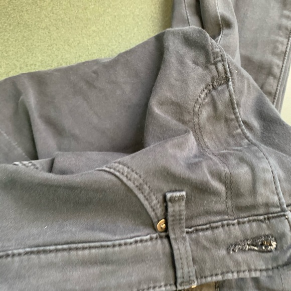 AGAdriano goldschmied black jeans 27r skinny. - Picture 15 of 15